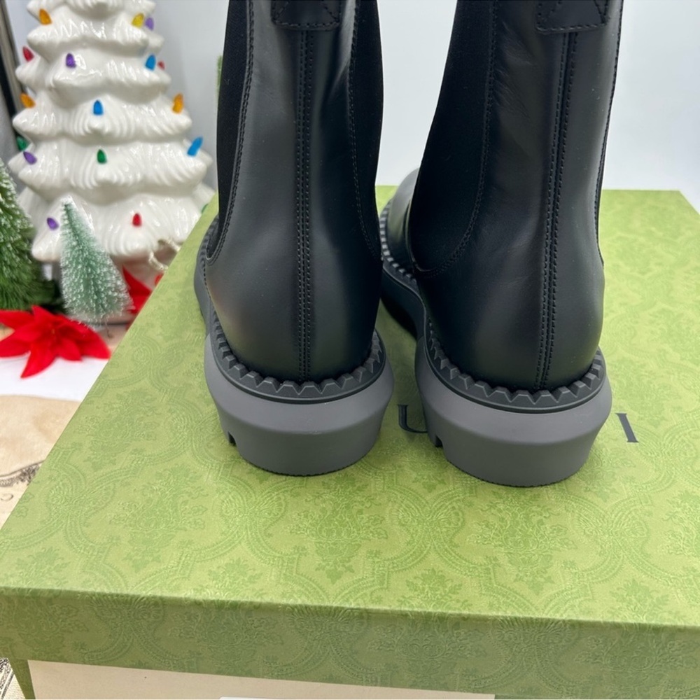 Gucci men’s leather Chelsea boots size 7, fit eight US maiden in Italy. Black. - Picture 8 of 11
